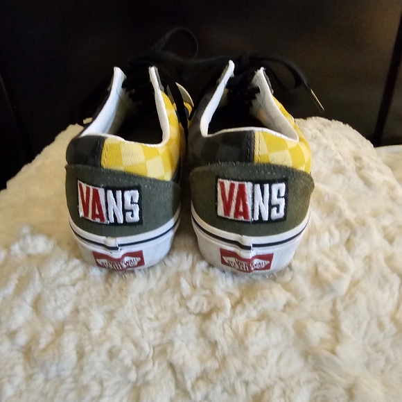 Classic from Vans - Picture 2 of 7